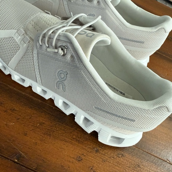 On Running Women's White Light Gray Athletic Shoes - Picture 2 of 4